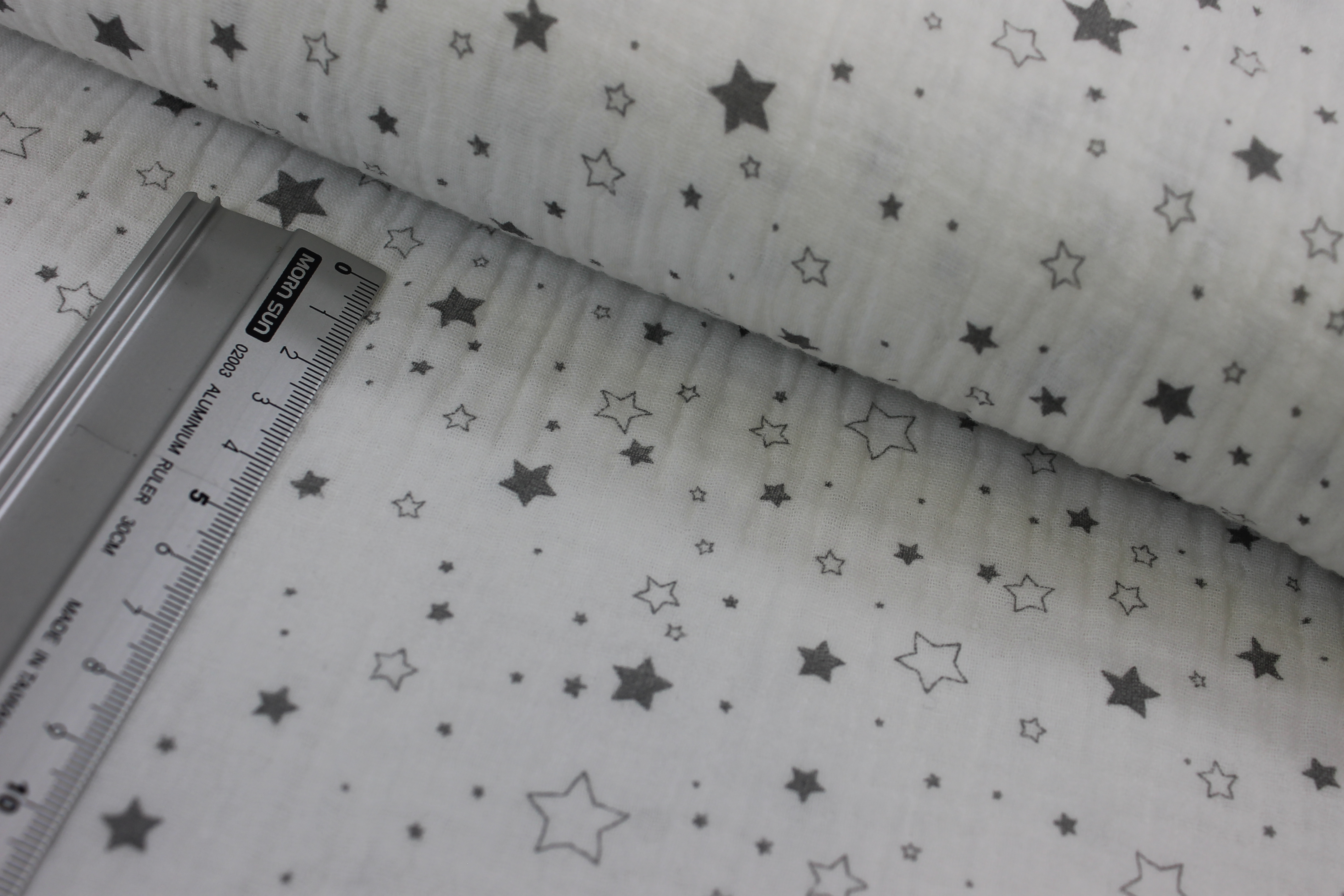 Baumwolle | double gauze / Musselin | volle & leere Sterne | creme/grau