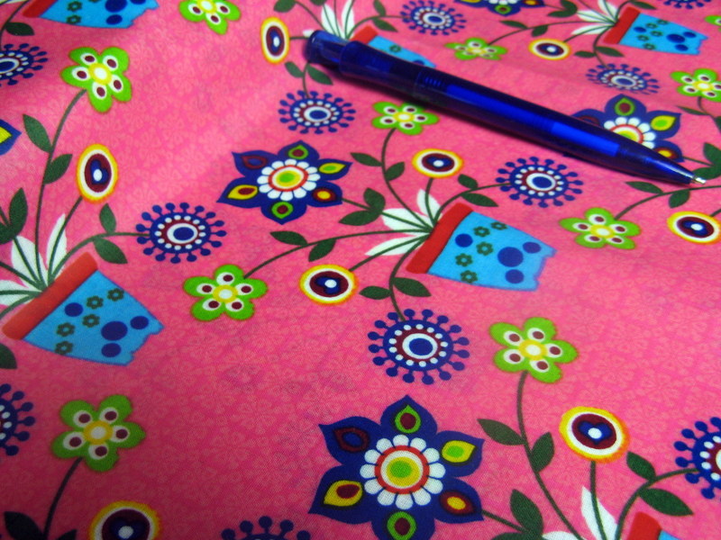 beschichtete Baumwolle / Wachstuchstück | Blumentopffreunde | pink