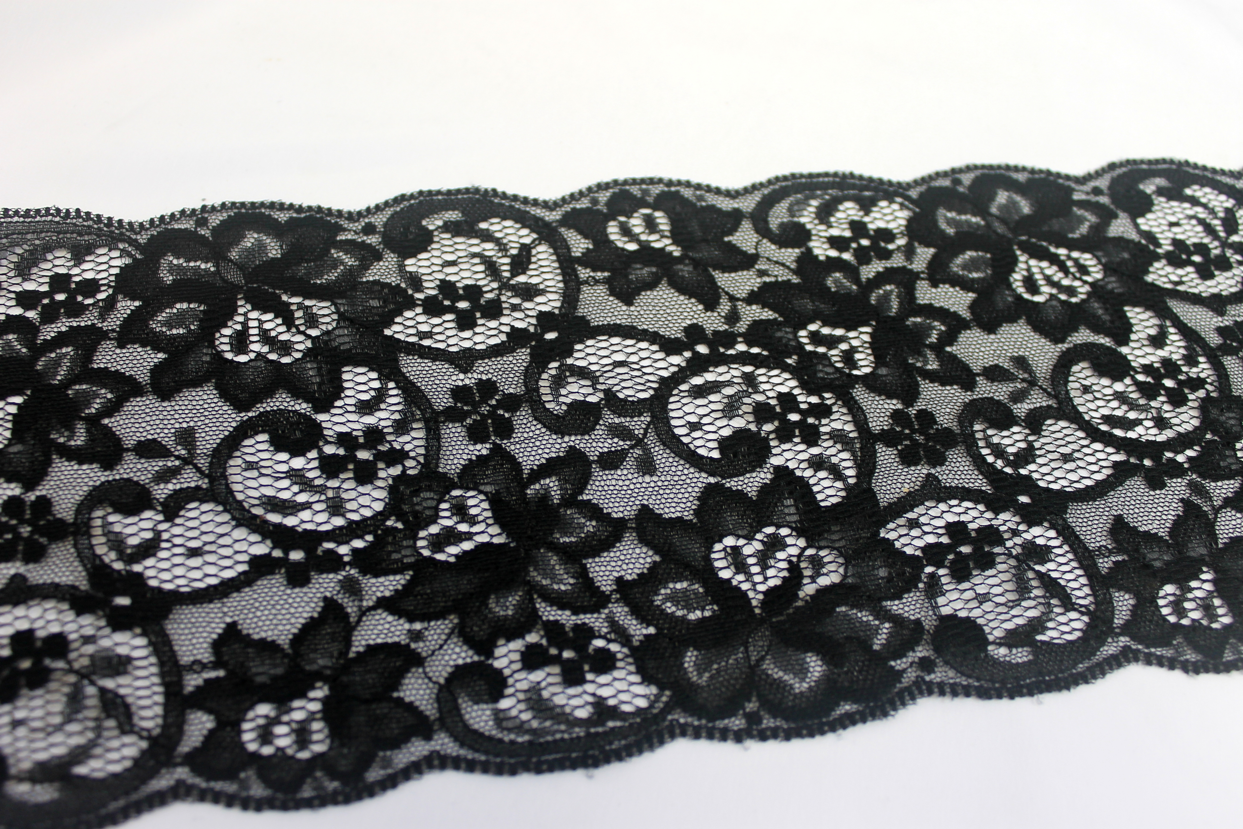 französische  Spitze | unelastisch | FLORA | schwarz | 13cm