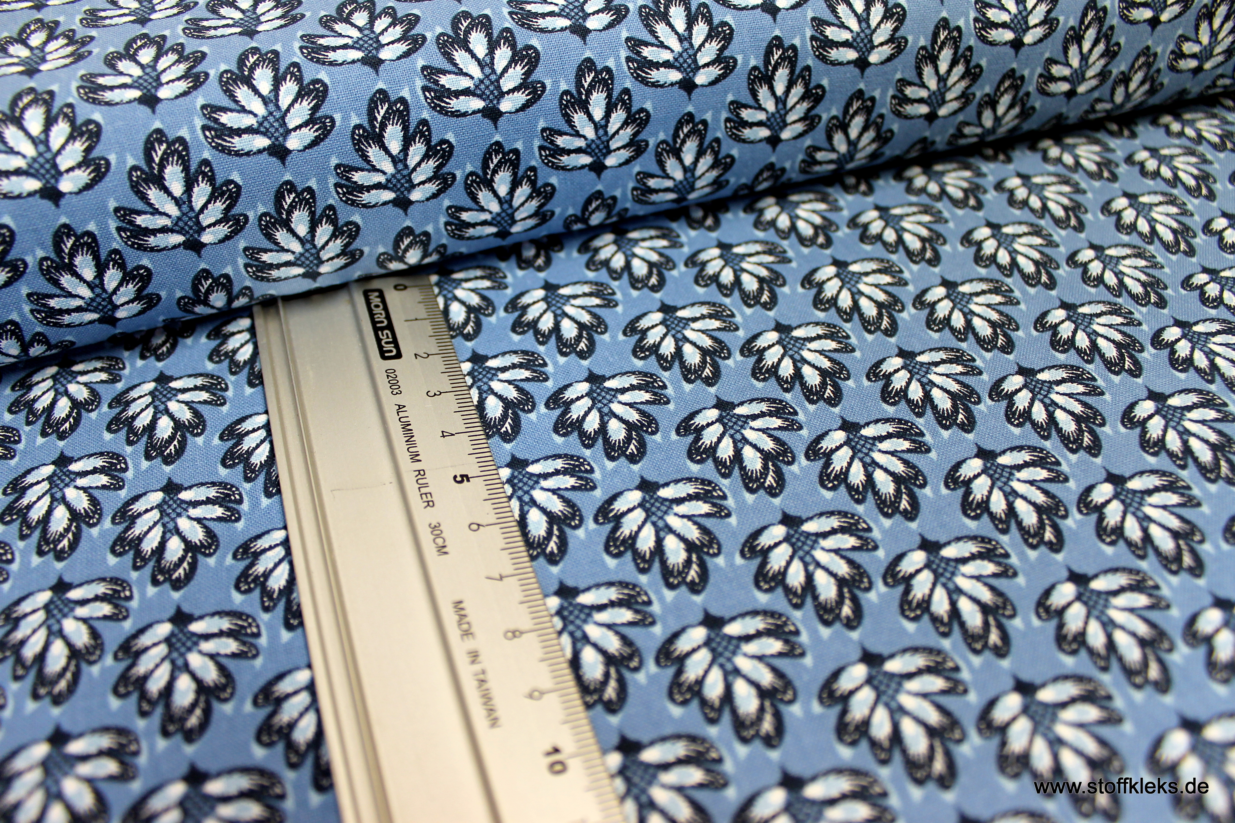 Baumwolle | bedruckt | Eyelike | Hindelopia | Blüten | blau